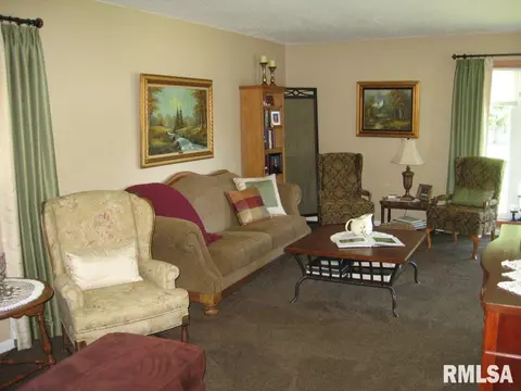 466 Brookhart Bnd, Avon, IL 61415 photo 2