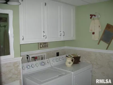 466 Brookhart Bnd, Avon, IL 61415 photo 13