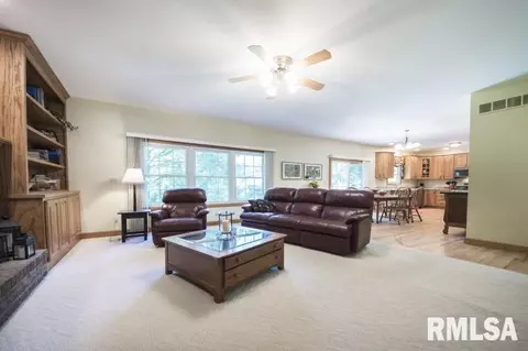6016 W Deer Trace Ct, Dunlap, IL 61525 photo 12