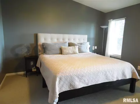 1060 Willow Rd, Macomb, IL 61455 photo 12