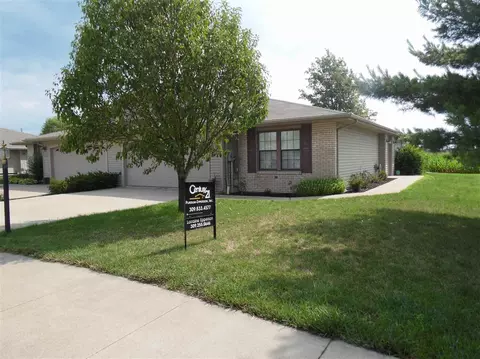 1060 Willow Rd, Macomb, IL 61455 photo 1