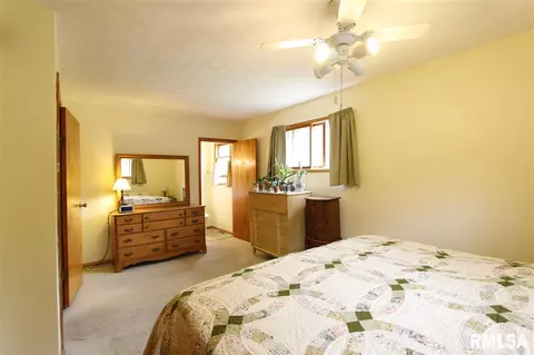 1500 E Beach St, Peoria, IL 61615 photo 16