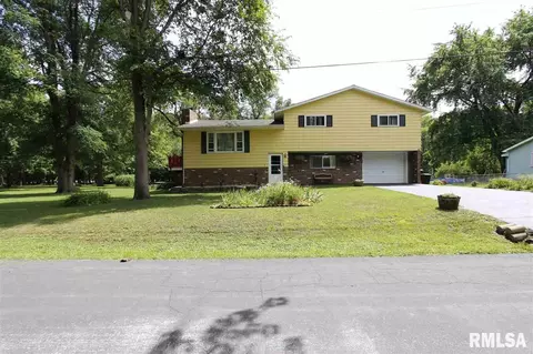 1500 E Beach St, Peoria, IL 61615 photo 1
