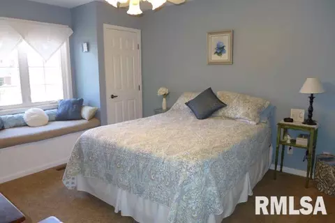 712 S Prairieview Dr, Dunlap, IL 61525 photo 20