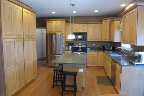 712 S Prairieview Dr, Dunlap, IL 61525 photo 7