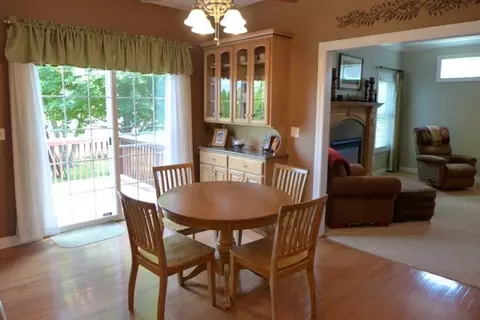 712 S Prairieview Dr, Dunlap, IL 61525 photo 8