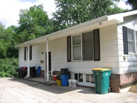 901 Stadium Dr, Macomb, IL 61455 photo 1