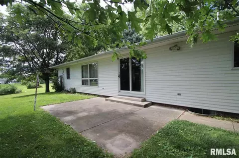 445 E Oak St, Washburn, IL 61570 photo 29