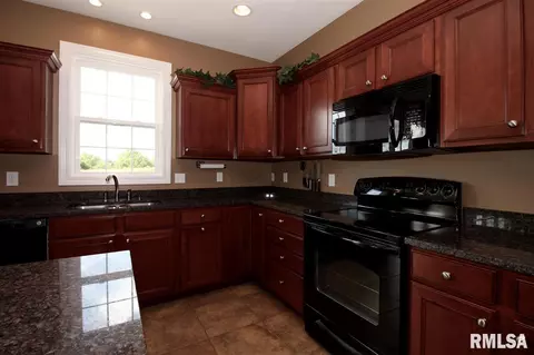 2107 W Liams Way, Dunlap, IL 61525 photo 12