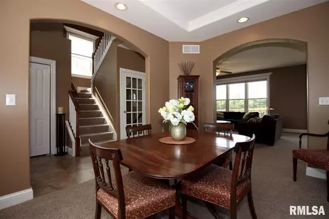 2107 W Liams Way, Dunlap, IL 61525 photo 3