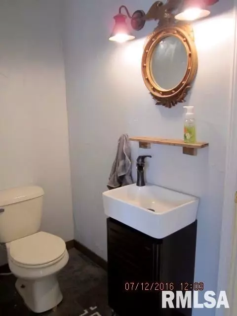 504 W Gloria Dr, Eureka, IL 61530 photo 19