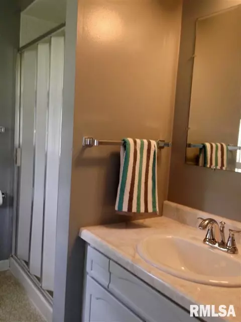 504 W Gloria Dr, Eureka, IL 61530 photo 20