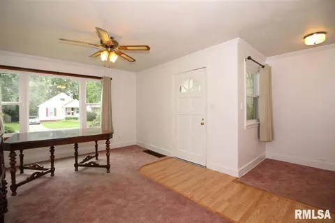 519 E Willcox Ave, Peoria, IL 61603 photo 5