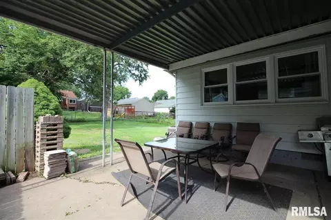 519 E Willcox Ave, Peoria, IL 61603 photo 19
