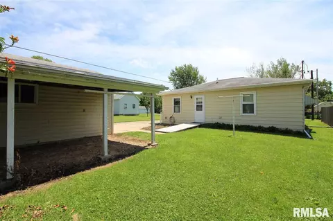 206 E 7th St, Glasford, IL 61533 photo 15