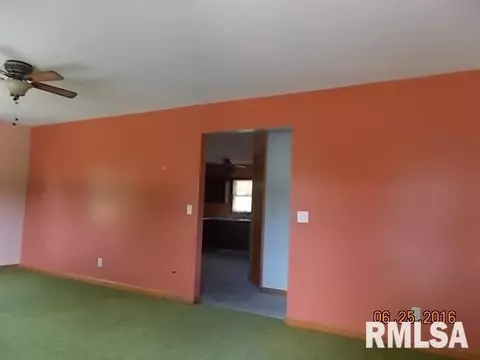 328 Park Dr, Hamilton, IL 62341 photo 5
