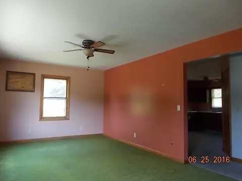 328 Park Dr, Hamilton, IL 62341 photo 4