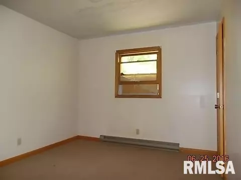 328 Park Dr, Hamilton, IL 62341 photo 6