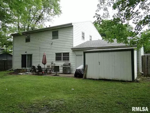 262 Jana Rd, Macomb, IL 61455 photo 3