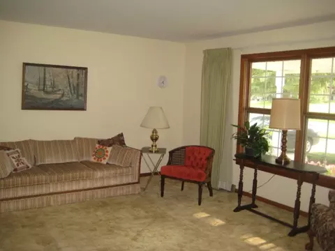 1302 Westgate Rd, Washington, IL 61571 photo 3
