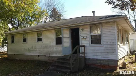 306 Thomas St, Henry, IL 61537 photo 1
