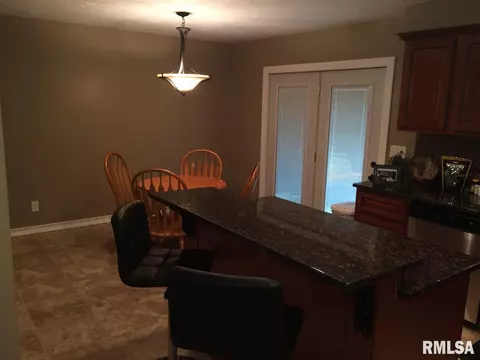 109 E Wiley Rd, Dunlap, IL 61525 photo 6