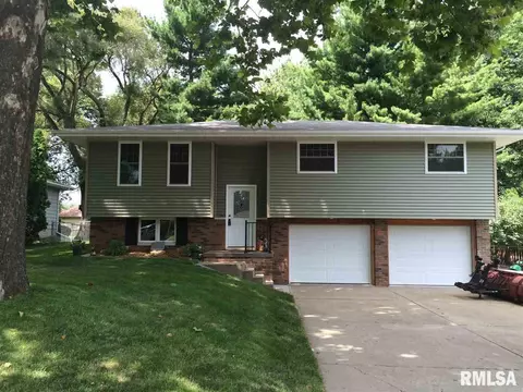 109 E Wiley Rd, Dunlap, IL 61525 photo 1