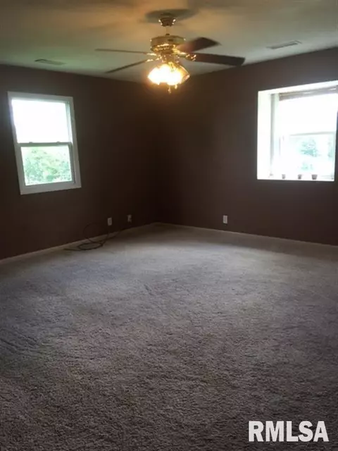 13127 Walnut St, Manito, IL 61546 photo 20