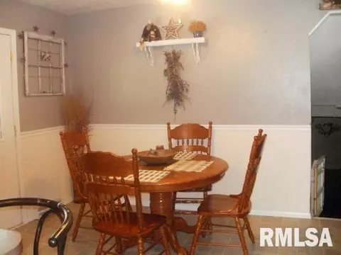 1465 E Sycamore, Canton, IL 61520 photo 11