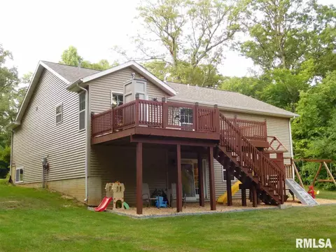 231 Kickapoo Ct, Hopewell, IL 61565 photo 2
