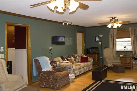 701 Hilldale, Eureka, IL 61530 photo 13