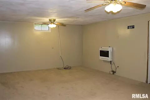 701 Hilldale, Eureka, IL 61530 photo 30