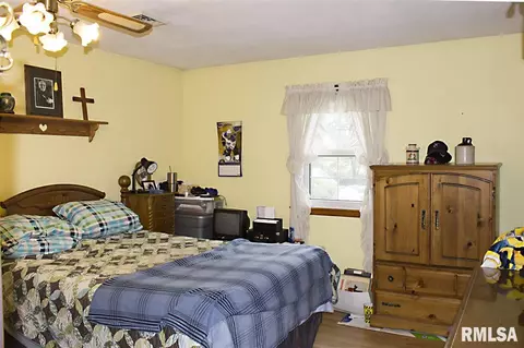 701 Hilldale, Eureka, IL 61530 photo 18