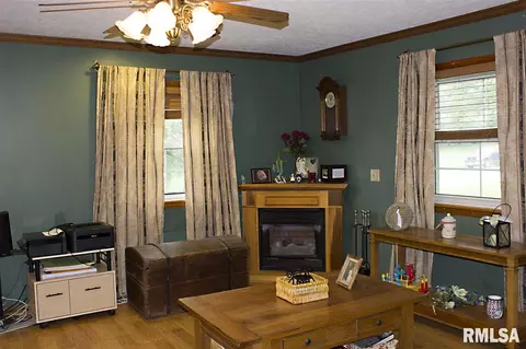 701 Hilldale, Eureka, IL 61530 photo 14