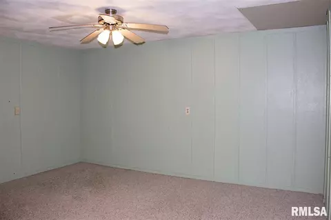 701 Hilldale, Eureka, IL 61530 photo 25