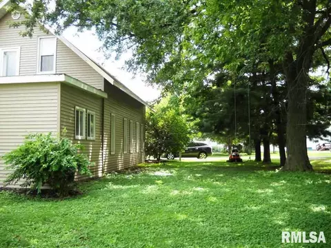 409 Thomas, Henry, IL 61537 photo 3