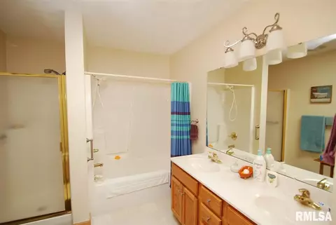 129 Easy St, Washington, IL 61571 photo 18