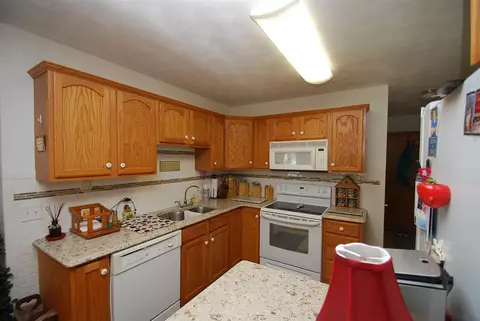 129 Easy St, Washington, IL 61571 photo 7