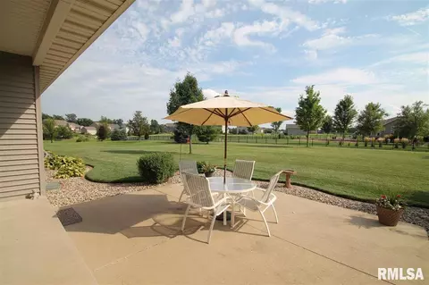410 Windsor Dr, Germantown Hills, IL 61548 photo 32