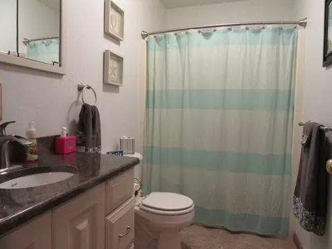 1265 E Sycamore, Canton, IL 61520 photo 17
