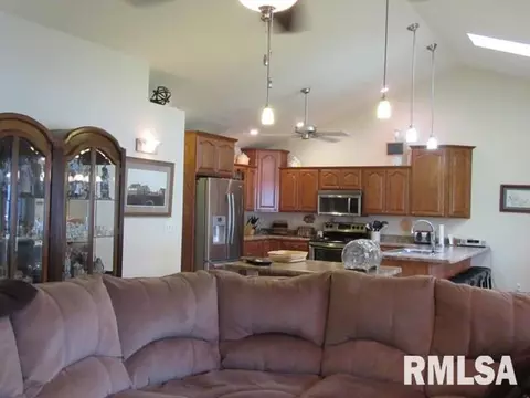 1265 E Sycamore, Canton, IL 61520 photo 15