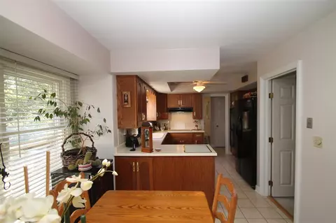 200 E Morningside Dr, Peoria, IL 61614 photo 13