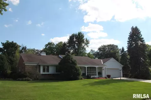 200 E Morningside Dr, Peoria, IL 61614 photo 1