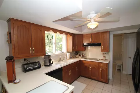 200 E Morningside Dr, Peoria, IL 61614 photo 12