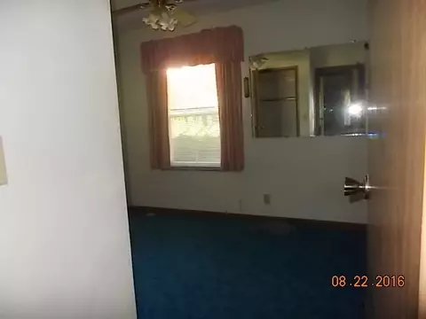 1444 E Locust St, Canton, IL 61520 photo 8