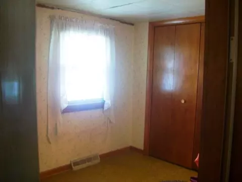 705 S 2nd Ave, Canton, IL 61520 photo 17