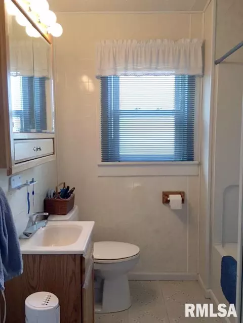 167 E Myrtle, Canton, IL 61520 photo 19
