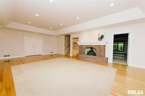 206 W Greystone Ct, Dunlap, IL 61525 photo 27