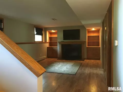 21 Hickory Dr, Macomb, IL 61455 photo 14