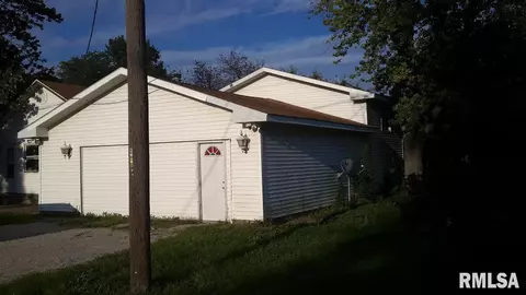 435 W 8th, Minonk, IL 61760 photo 7